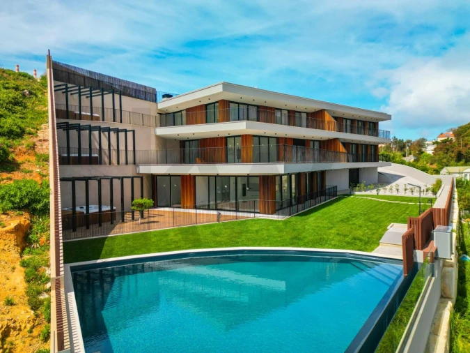 Prédio para Venda em São Martinho do Porto