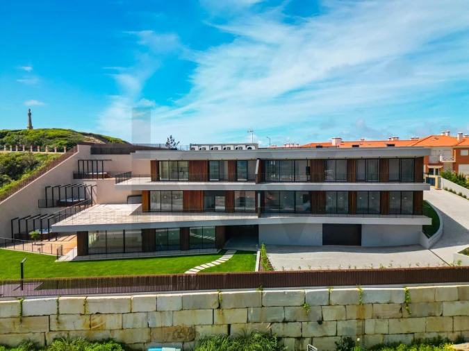 Prédio para Venda em São Martinho do Porto Foto 8