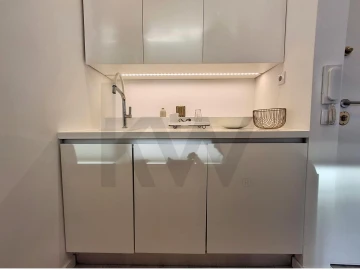 Apartamento T1 para Arrendamento em Arroios