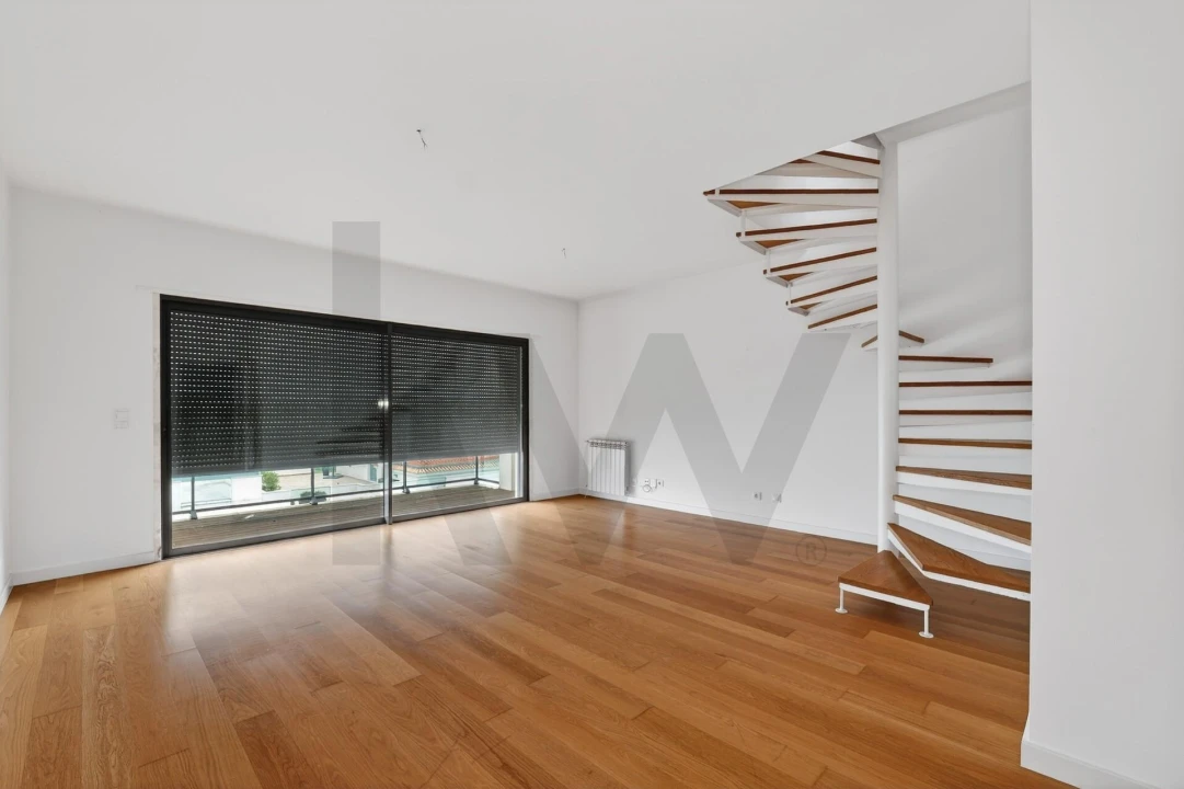 Apartamento T3 para Arrendamento em Lumiar Foto 1