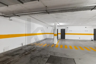 Apartamento T3 para Arrendamento em Lumiar