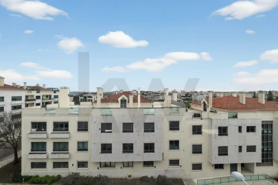 Apartamento T3 para Arrendamento em Lumiar