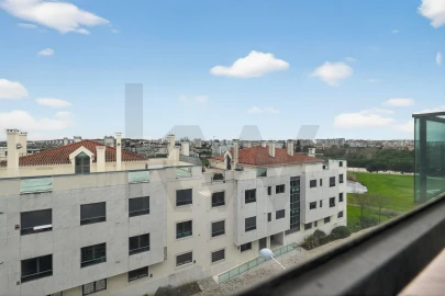 Apartamento T3 para Arrendamento em Lumiar