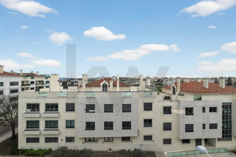 Apartamento T3 para Arrendamento em Lumiar Foto 23