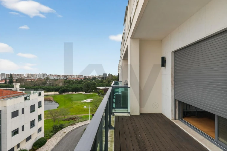 Apartamento T3 para Arrendamento em Lumiar Foto 30