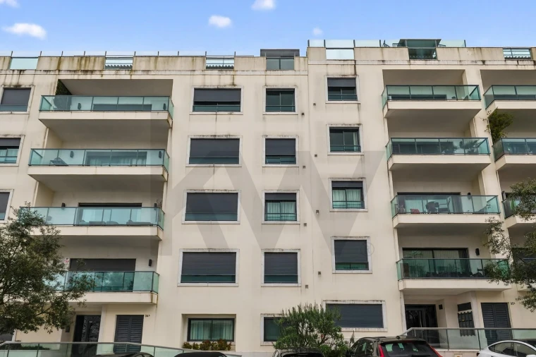 Apartamento T3 para Arrendamento em Lumiar Foto 42