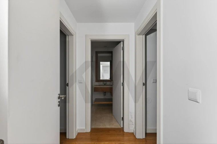 Apartamento T3 para Arrendamento em Lumiar Foto 7