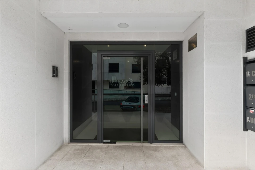 Apartamento T3 para Arrendamento em Lumiar Foto 41