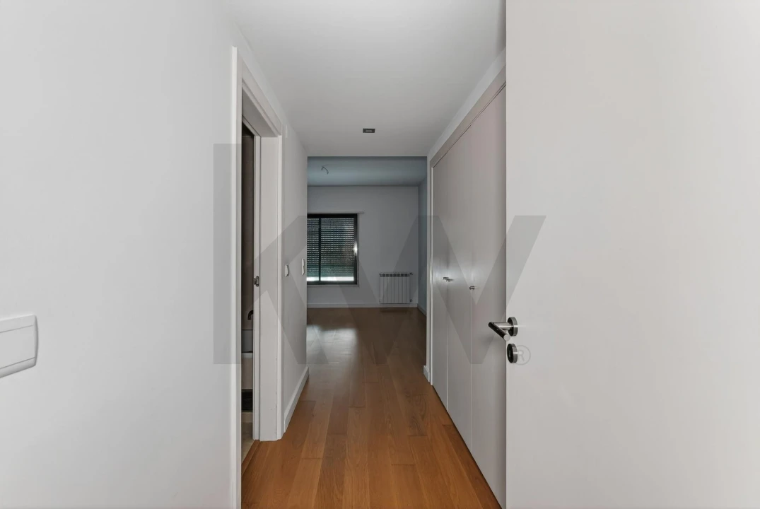 Apartamento T3 para Arrendamento em Lumiar Foto 13