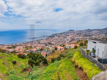 Terreno para Venda em Funchal (Santa Maria Maior)