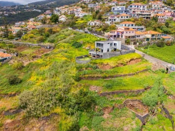 Terreno para Venda em Funchal (Santa Maria Maior)