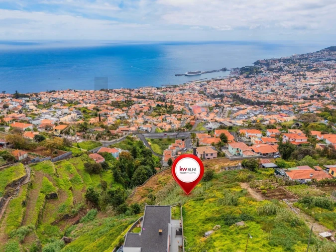 Terreno para Venda em Funchal (Santa Maria Maior) Foto 4