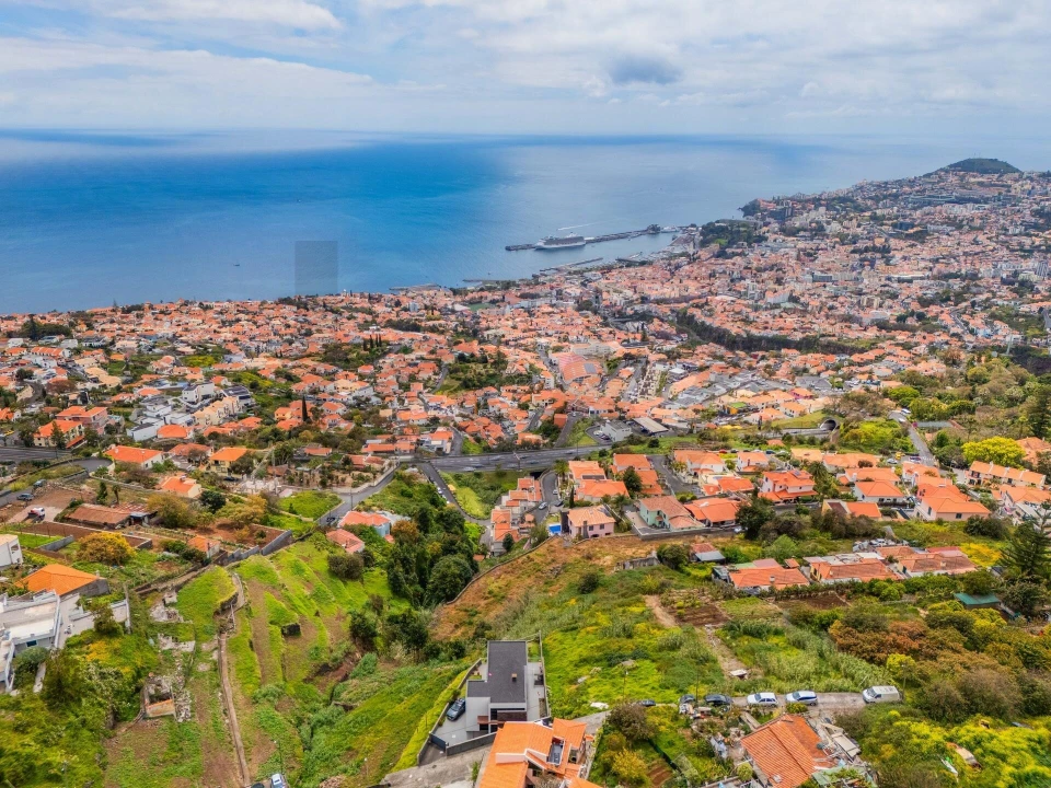 Terreno para Venda em Funchal (Santa Maria Maior) Foto 40