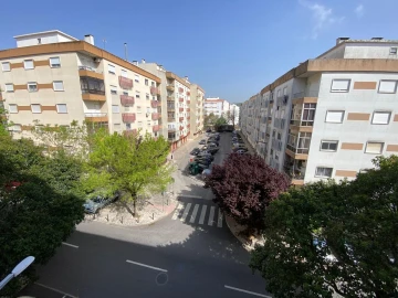 Apartamento T2 para Venda em Queluz e Belas