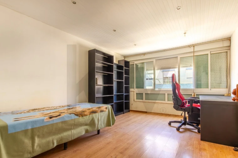 Apartamento T1 para Venda em Almada, Cova da Piedade, Pragal e Cacilhas Foto 15