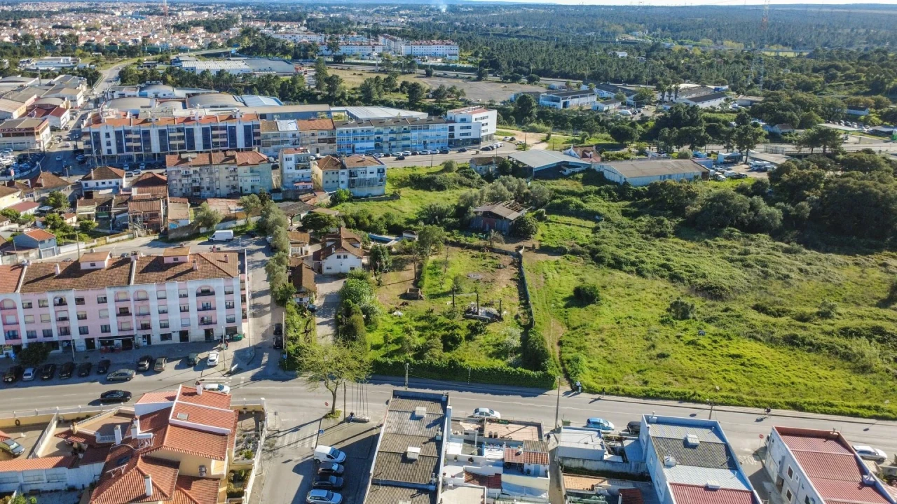 Moradia T5 para Venda em Seixal, Arrentela e Aldeia de Paio Pires Foto 80