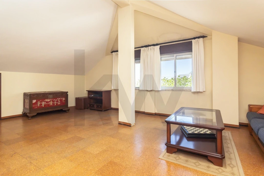 Moradia T5 para Venda em Seixal, Arrentela e Aldeia de Paio Pires Foto 39