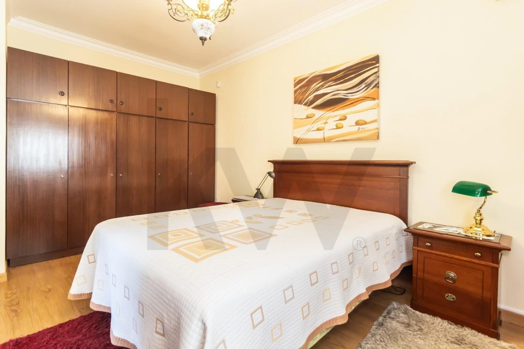 Moradia T5 para Venda em Seixal, Arrentela e Aldeia de Paio Pires Foto 27