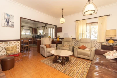 Moradia T5 para Venda em Seixal, Arrentela e Aldeia de Paio Pires