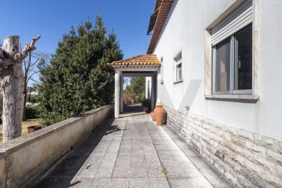 Moradia T5 para Venda em Seixal, Arrentela e Aldeia de Paio Pires