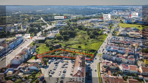 Moradia T5 para Venda em Seixal, Arrentela e Aldeia de Paio Pires