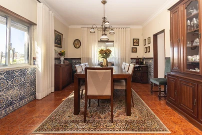 Moradia T5 para Venda em Seixal, Arrentela e Aldeia de Paio Pires