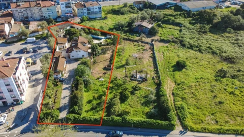 Moradia T5 para Venda em Seixal, Arrentela e Aldeia de Paio Pires