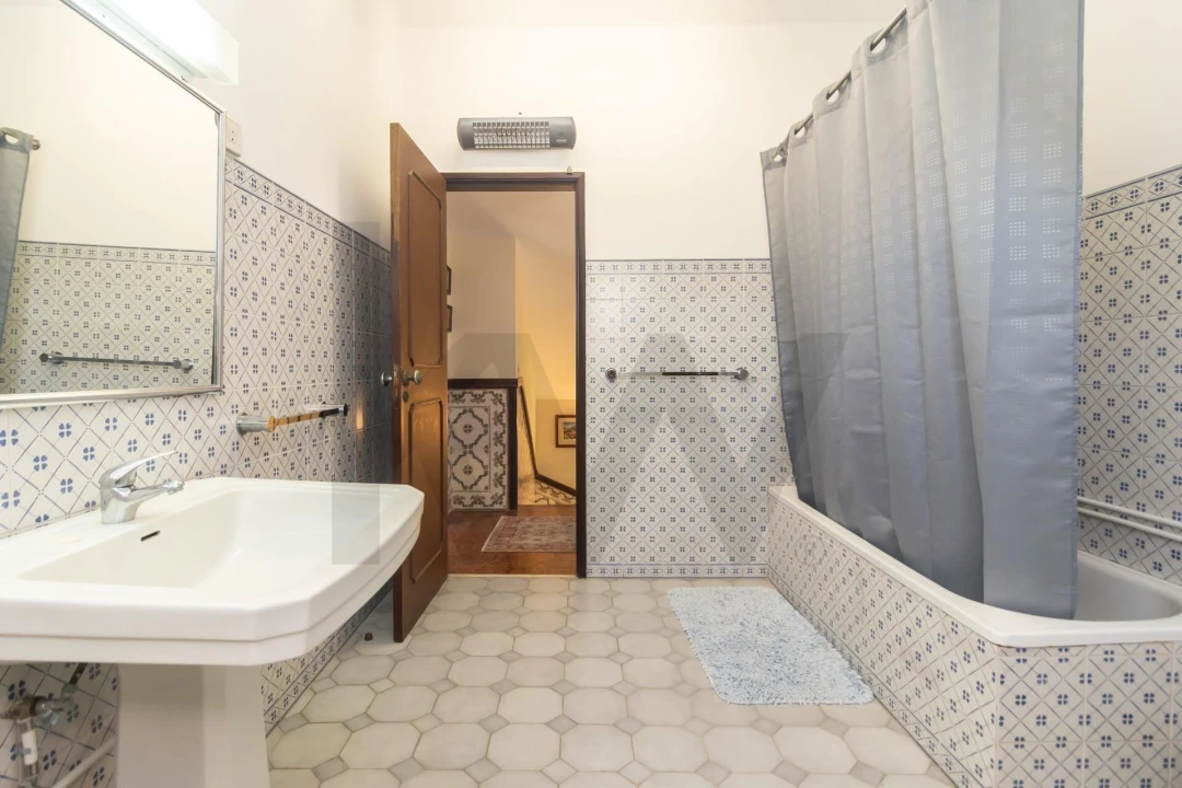 Moradia T5 para Venda em Seixal, Arrentela e Aldeia de Paio Pires Foto 42