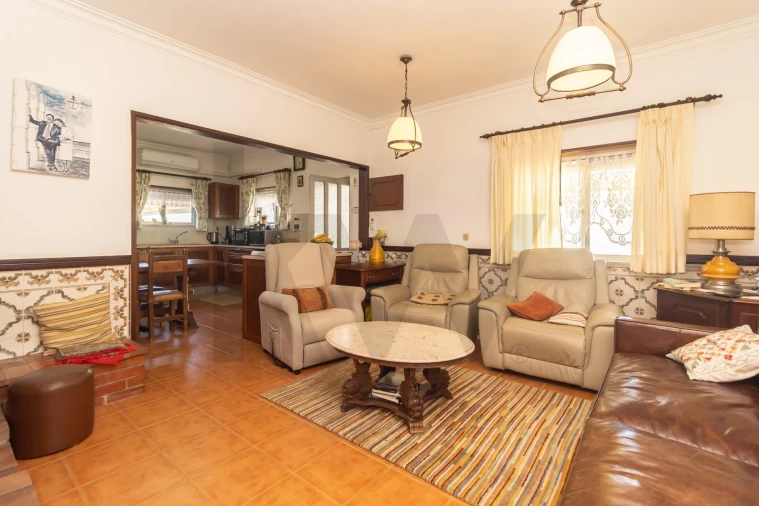 Moradia T5 para Venda em Seixal, Arrentela e Aldeia de Paio Pires Foto 19