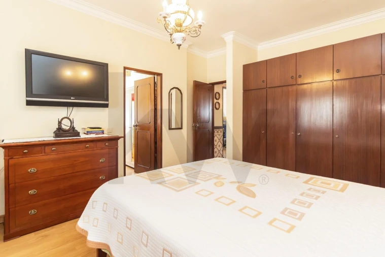 Moradia T5 para Venda em Seixal, Arrentela e Aldeia de Paio Pires Foto 29