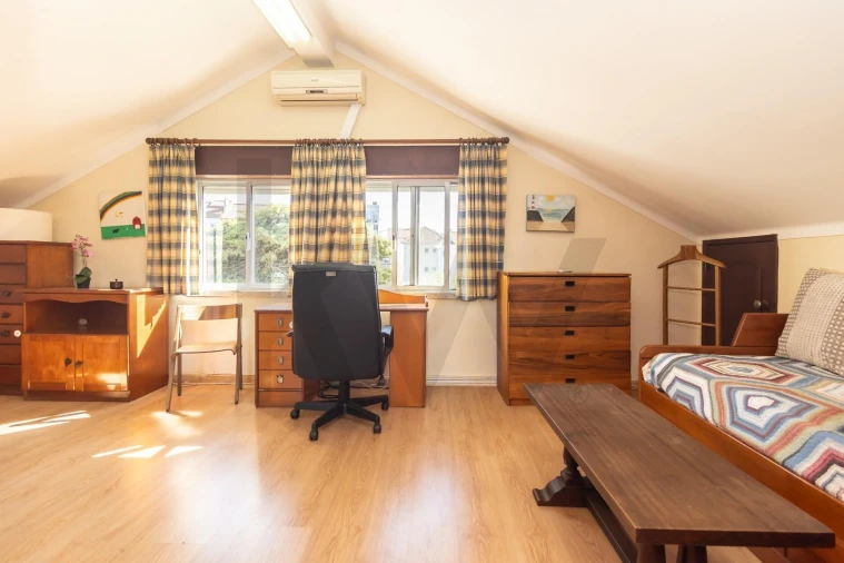 Moradia T5 para Venda em Seixal, Arrentela e Aldeia de Paio Pires Foto 44