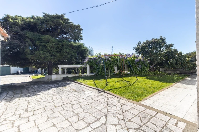 Moradia T5 para Venda em Seixal, Arrentela e Aldeia de Paio Pires Foto 68