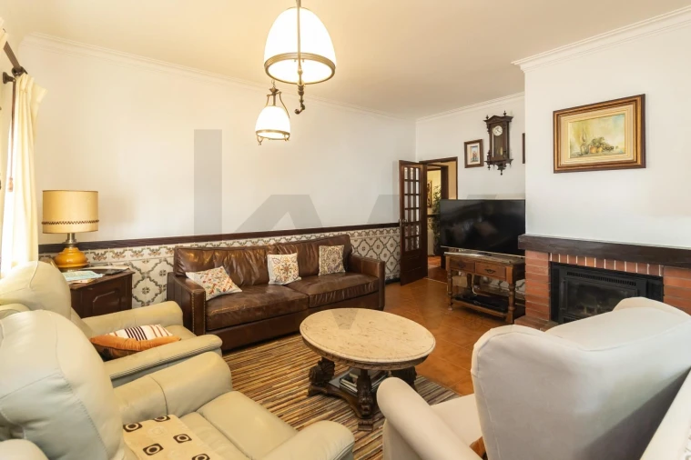 Moradia T5 para Venda em Seixal, Arrentela e Aldeia de Paio Pires Foto 5