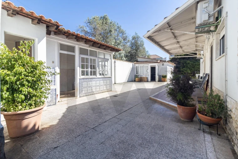 Moradia T5 para Venda em Seixal, Arrentela e Aldeia de Paio Pires Foto 57