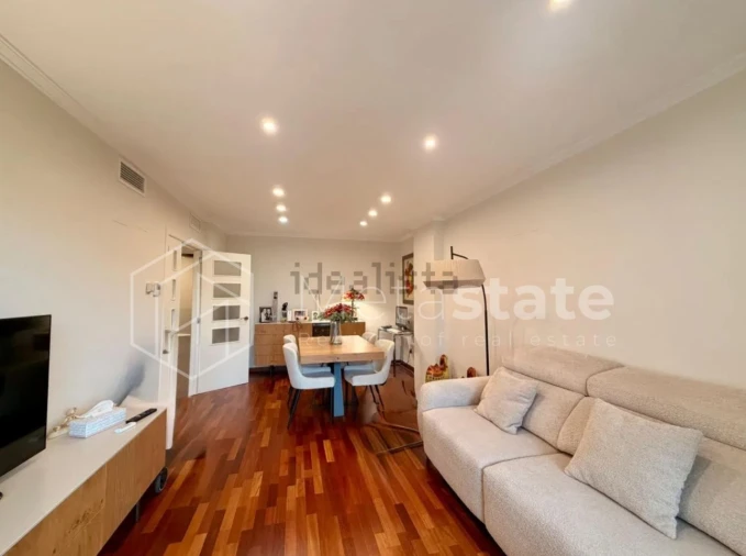Apartamento T2 para Venda em Carcavelos e Parede Foto 3