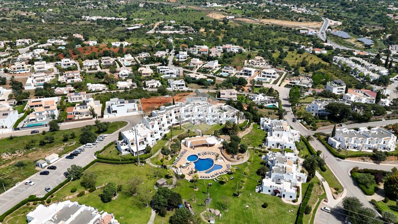 Apartamento T2 para Venda em Albufeira e Olhos de Água Foto 10