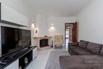 Apartamento T2 para Venda em Algueirão-Mem Martins