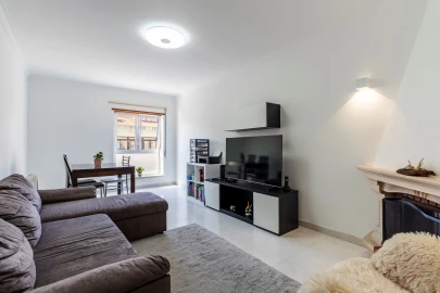 Apartamento T2 para Venda em Algueirão-Mem Martins