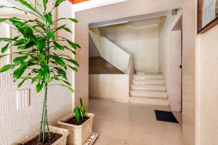 Apartamento T2 para Venda em Algueirão-Mem Martins Foto 31