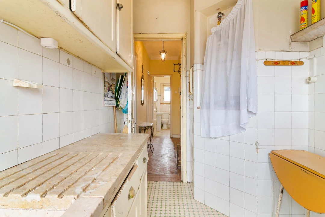 Apartamento T2 para Venda em Arroios Foto 12