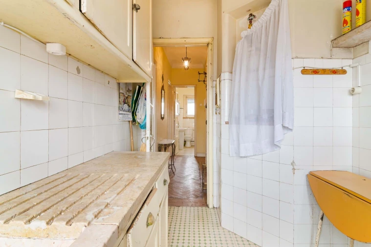 Apartamento T2 para Venda em Arroios Foto 12