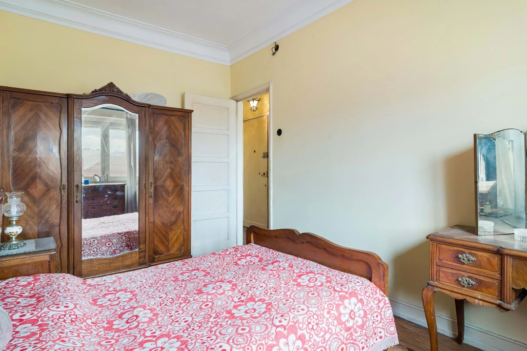 Apartamento T2 para Venda em Arroios Foto 14