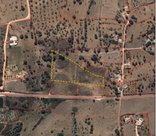 Terreno para Venda em Lagoa e Carvoeiro