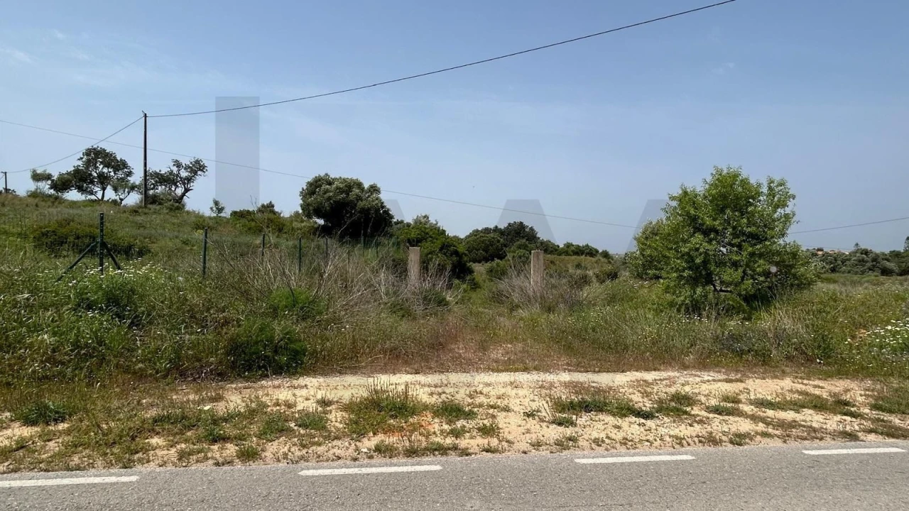 Terreno para Venda em Lagoa e Carvoeiro Foto 1