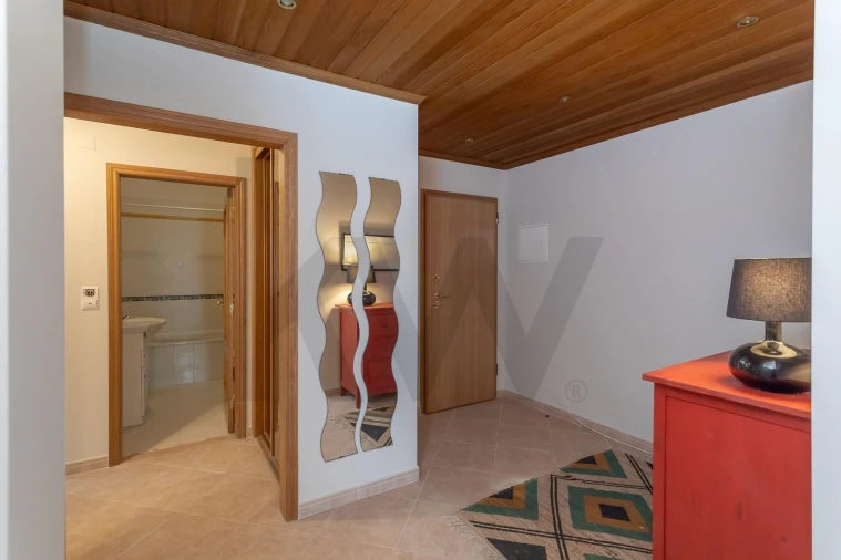 Apartamento T2 para Venda em Caparica e Trafaria Foto 4