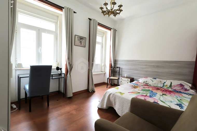 Apartamento T4 para Venda em Arroios Foto 4