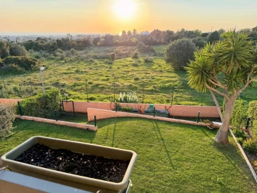 Moradia T3 para Arrendamento em Albufeira e Olhos de Água