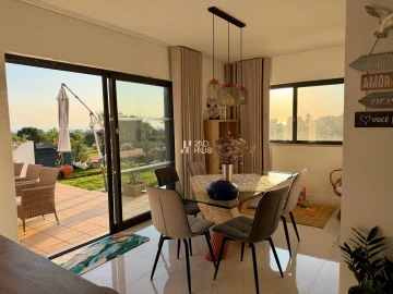 Moradia T3 para Arrendamento em Albufeira e Olhos de Água