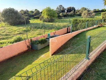 Moradia T3 para Arrendamento em Albufeira e Olhos de Água