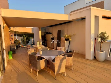 Moradia T3 para Arrendamento em Albufeira e Olhos de Água